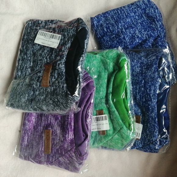 $20 for 4 New Dog clothes Sweater warm Dog Pajamas various colors and sizes - Picture 11 of 11